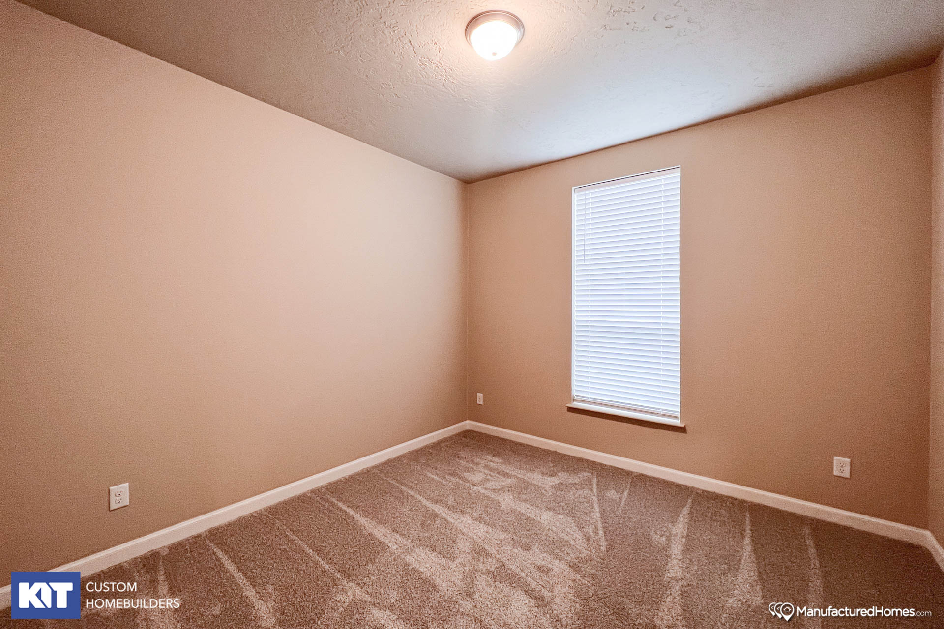 Grand Manor 60093 from